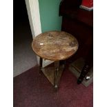 A TWO-TIER CIRCULAR DUMB WAITER OR WINE TABLE,