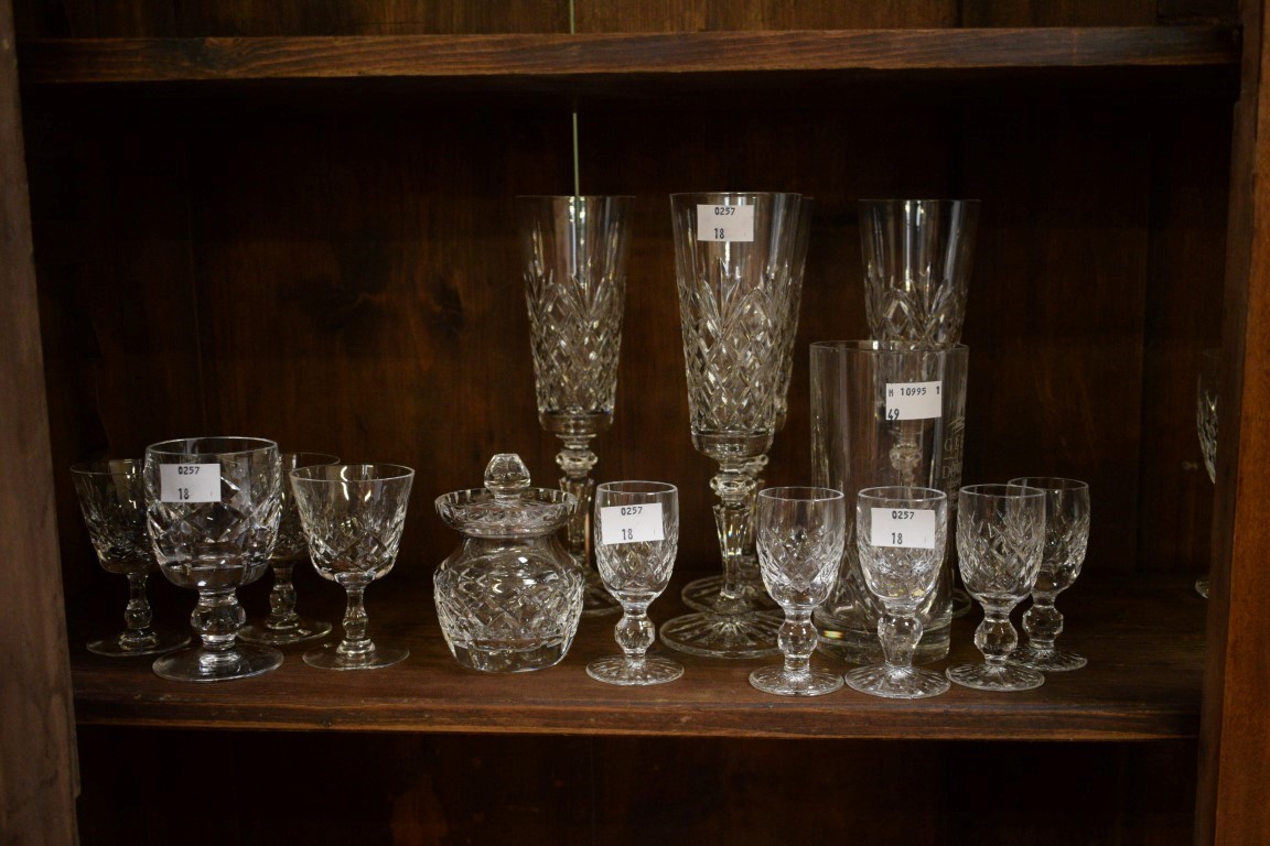 A LARGE COLLECTION OF MISCELLANEOUS CRYSTAL GLASSES