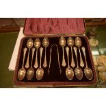 A CASED SET OF EIGHT VICTORIAN SILVER COFFEE SPOONS