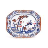 A LARGE QIANLONG (1736-95) CHINESE IMARI PATTERN PORCELAIN MEAT PLATTER