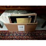 A LARGE QUANTITY OF MISCELLANEOUS GRAMOPHONE AND VINYL RECORDS