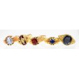 FIVE GOLD RINGS VARIOUSLY GEM SET, SIZES R, Q AND X, 23.4G