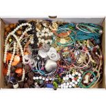 MISCELLANEOUS COSTUME JEWELLERY