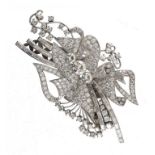 A MAGNIFICENT DIAMOND DOUBLE CLIP BROOCH, MID 20TH C with round brilliant and baguette cut diamonds,