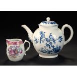 A WORCESTER BARREL SHAPED COMPAGNIE DES INDES CREAM JUG, C1770 AND A WORCESTER TEAPOT AND A COVER,
