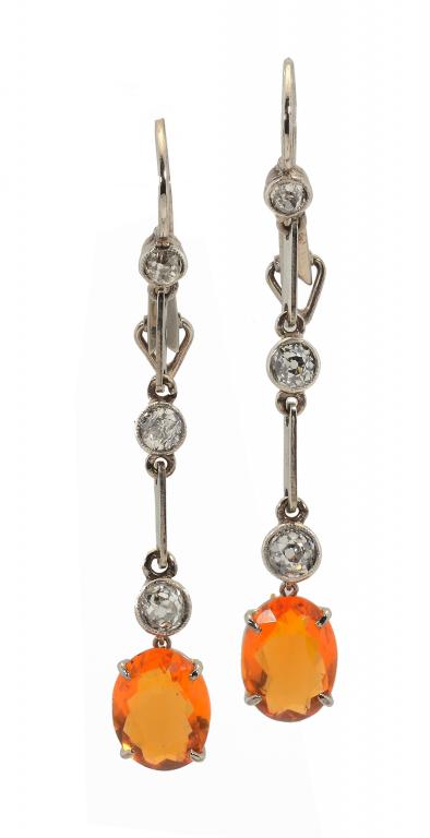 A PAIR OF DIAMOND AND FIRE OPAL EARRINGS in white gold, fully articulated, wire loops, 4.5cm, 3.