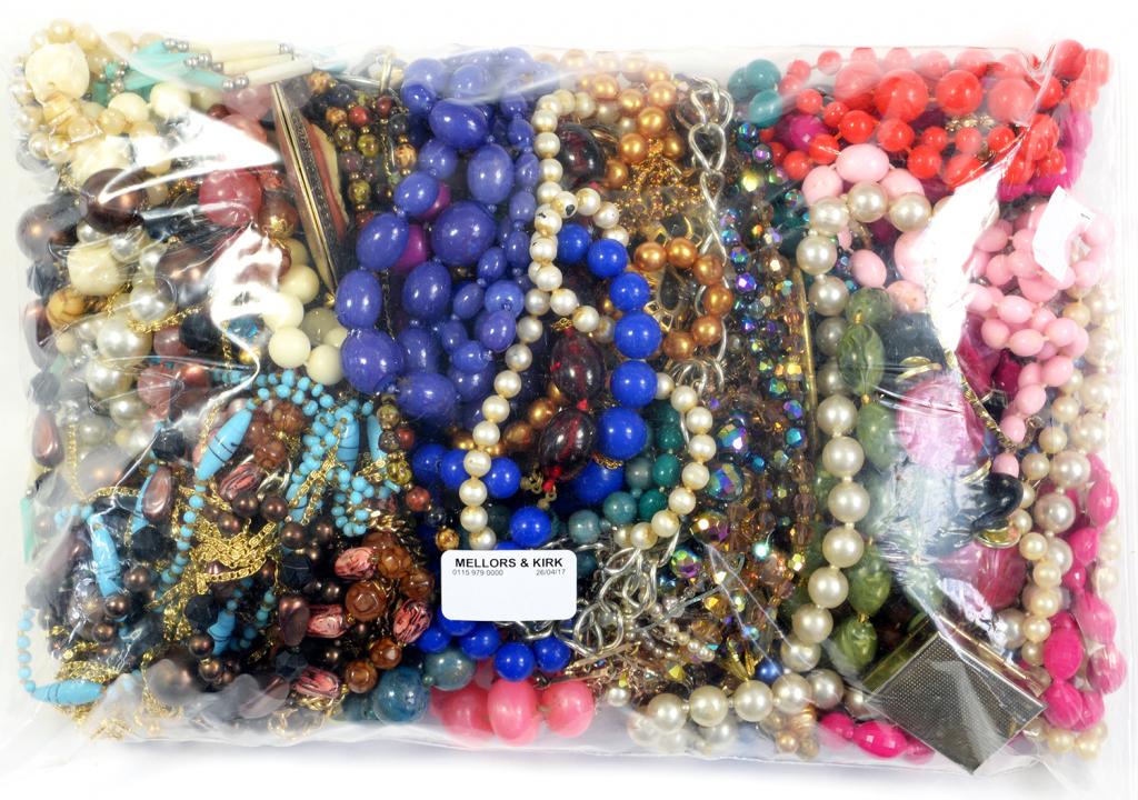 MISCELLANEOUS COSTUME JEWELLERY