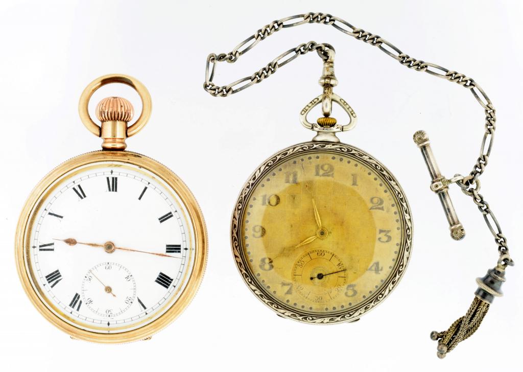 A SWISS SILVER KEYLESS LEVER WATCH, C1920 4cm diam, a silver fob chain and a gold plated keyless