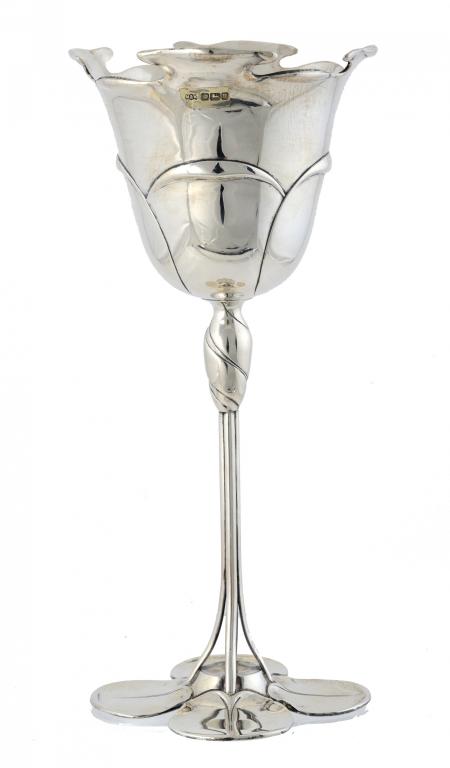 AN EDWARD VII ART NOUVEAU SILVER VASE, 1912 of waterlily inspiration, 27cm h, by Mappin & Webb