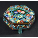 A JAPANESE CLOISONNÉ ENAMEL HEXAGONAL BOX AND COVER, MEIJI PERIOD on three feet, the interior and