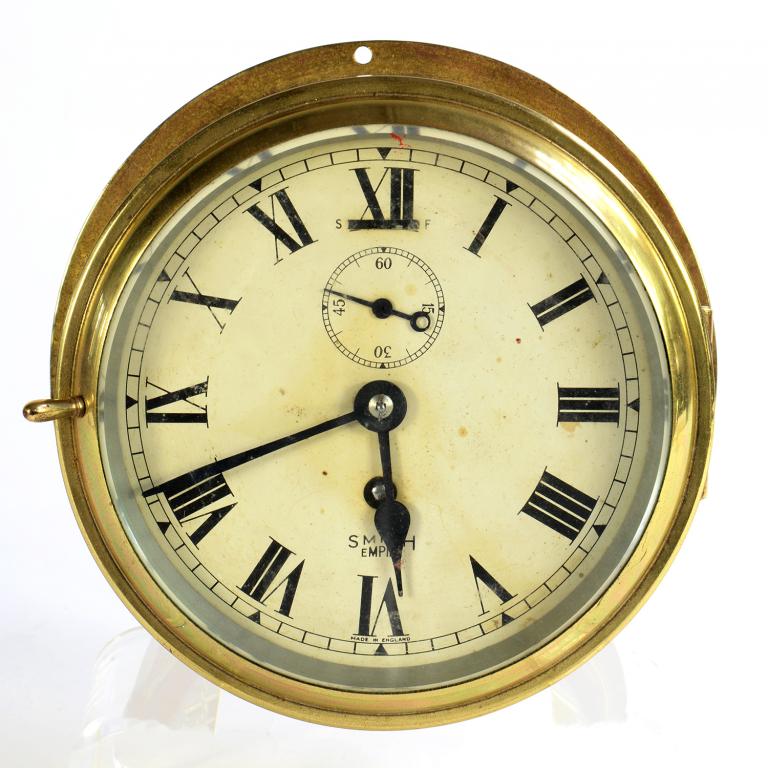 A SMITH'S EMPIRE BRASS SHIP'S TIMEPIECE, WITH SUBSIDIARY SECONDS DIAL AND S/F REGULATION, EARLY 20TH