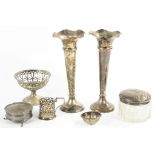 A PAIR OF EDWARD VII SILVER VASES, 19.5CM H, SHEFFIELD 1908, LOADED AND MISCELLANEOUS OTHER ARTICLES