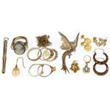 MISCELLANEOUS VINTAGE COSTUME JEWELLERY, INCLUDING SILVER ARTICLES