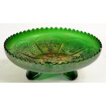 A CARNIVAL GLASS DISH, 20CM D, C1900