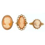 THREE CAMEO RINGS, IN GOLD, 12G