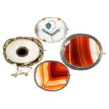 FOUR VARIOUS VICTORIAN AGATE AND CHALCEDONY BROOCHES