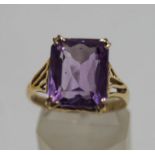 A 9ct gold single stone amethyst ring, finger size O1/2, 4 g gross,