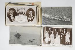 A quantity of late 19th and early 20th century postcards, including WWI,