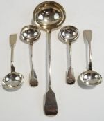 A pair of George IV silver sauce ladles, by William Chawner, London 1826, fiddle pattern,