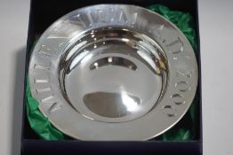 A silver Millennium bowl, London 2000, 16.4 cm diameter, 177g (5.
