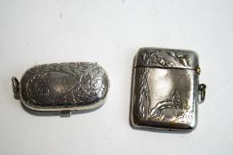 A silver sovereign case, missing interior, 54g (1.