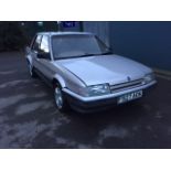 A 1988 Austin Montego, registration number F927 AOK, silver. A project car for recommissioning.