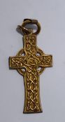 A silver gilt Celtic cross pendant, 6.