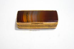 A 19th century banded agate and gilt metal snuff box,