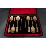 A cased set of six late Victorian silver tea spoons and sugar tongs, by Mappin & Webb,