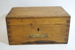 A Victorian pine sailor's ditty box with interior writing implement tray, 30.
