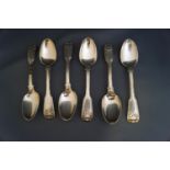 A set of six fiddle, thread and shell pattern tea spoons, by William Eley, London 1829, 205 g (6.