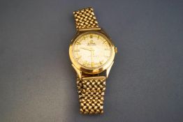 Cyma, Cymaflex, automatic 9 carat gold gentleman's wristwatch, on a later 9 carat gold bracelet,