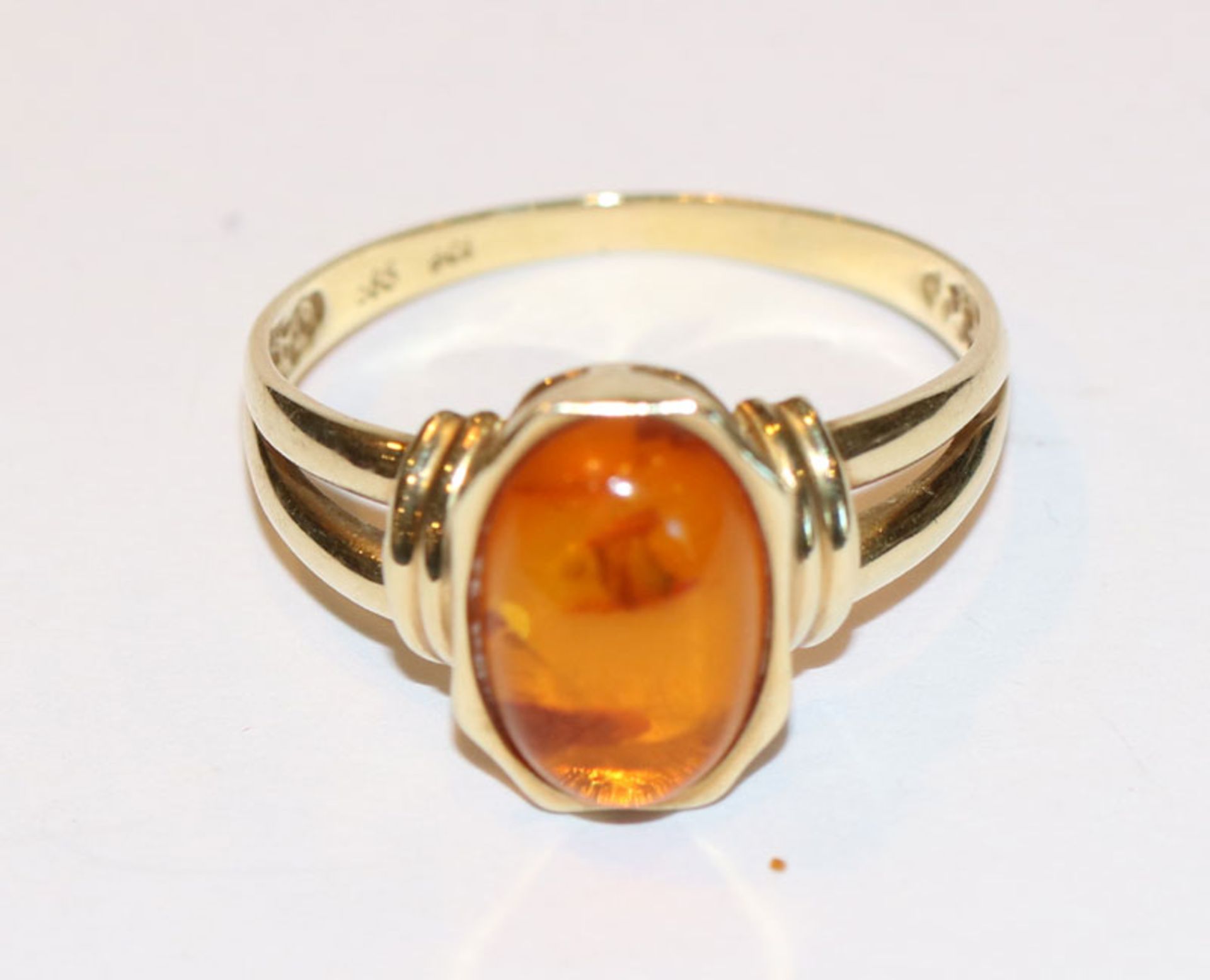 14 k Gelbgold Ring mit Bernstein, Gr. 62, 3,2 gr.