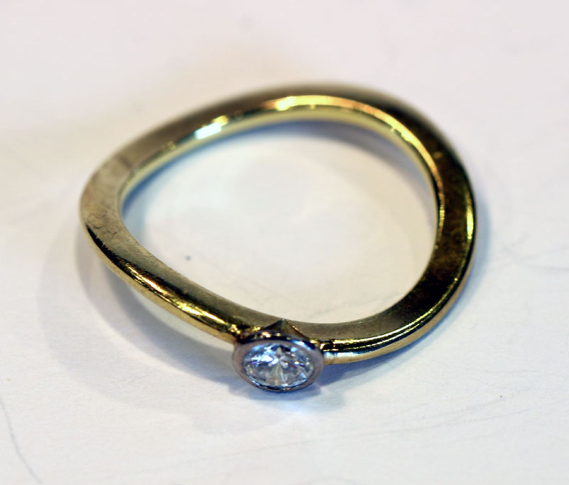 14 k Gelbgold Ring mit Diamant, ca. 0,25 ct., Gr. 53