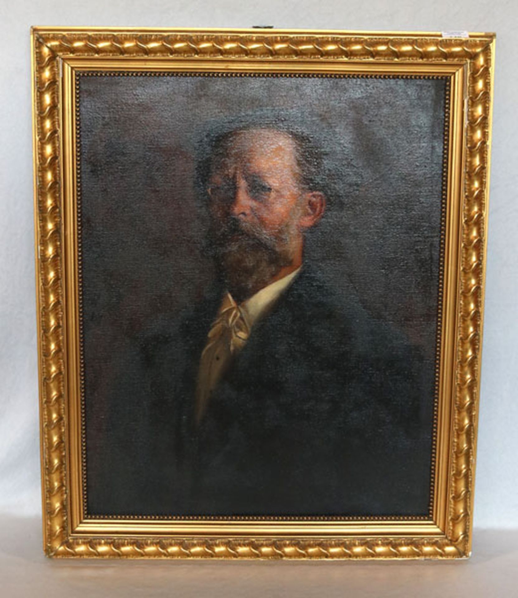 Gemälde ÖL/LW 'Herrenportrait', monogrammiert MH 1910, detailliert bemalt, schön gerahmt, Rahmen