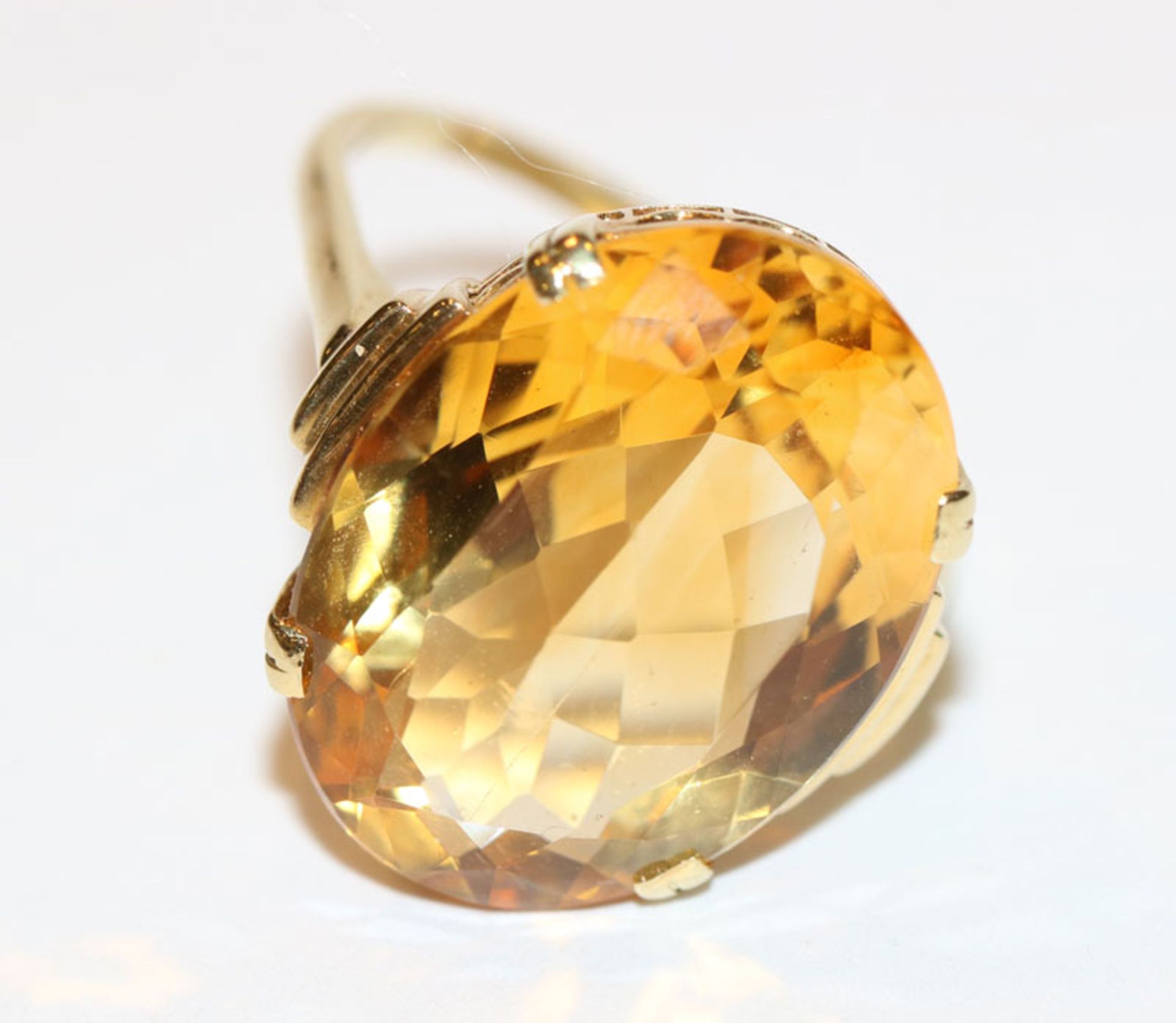 14 k Gelbgold (geprüft) Ring mit Citrin, Gr. 61, 7,1 gr., schöne Handarbeit