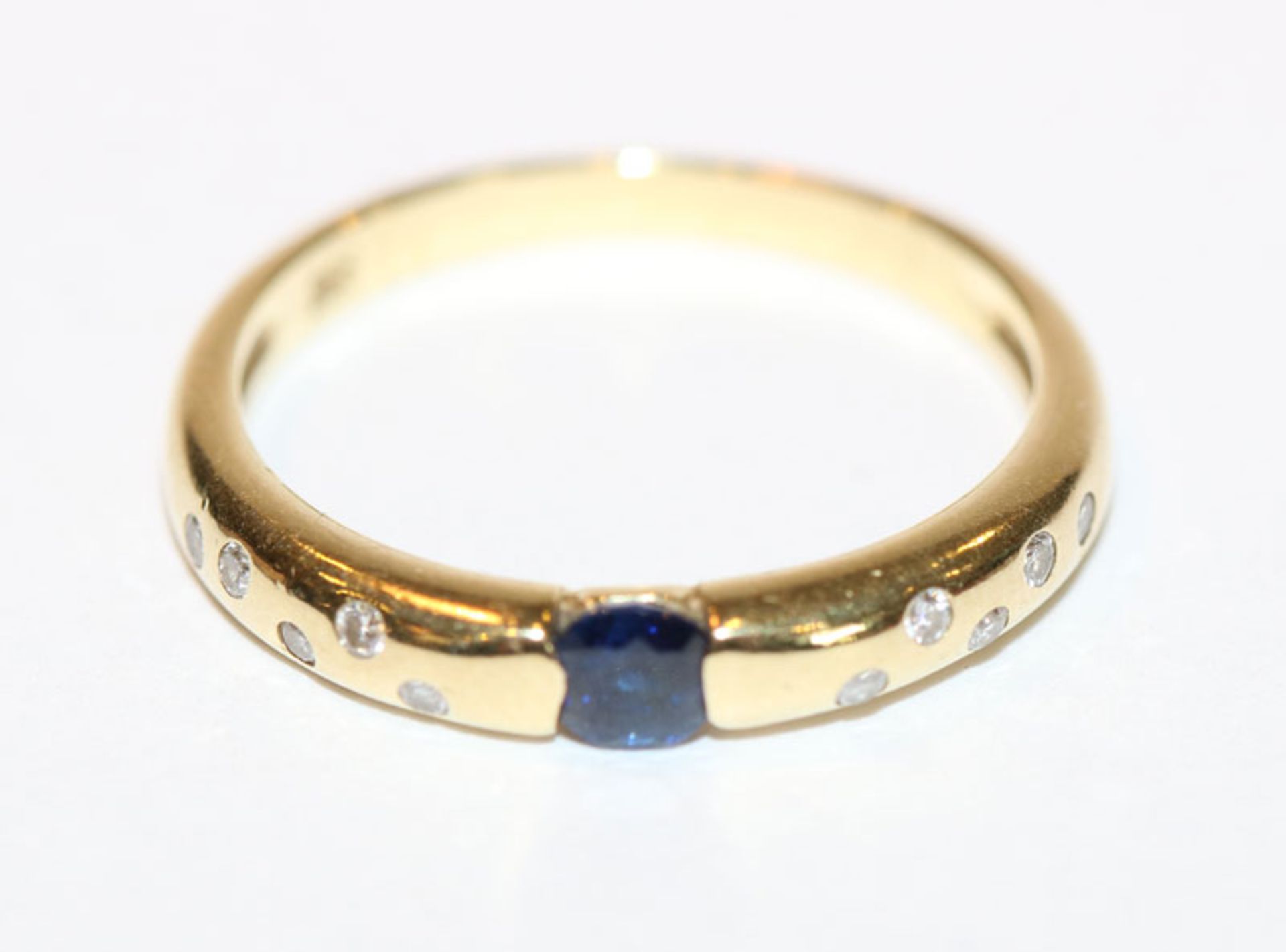14 k Gelbgold Ring mit Safir und 10 Diamanten, Gr. 54