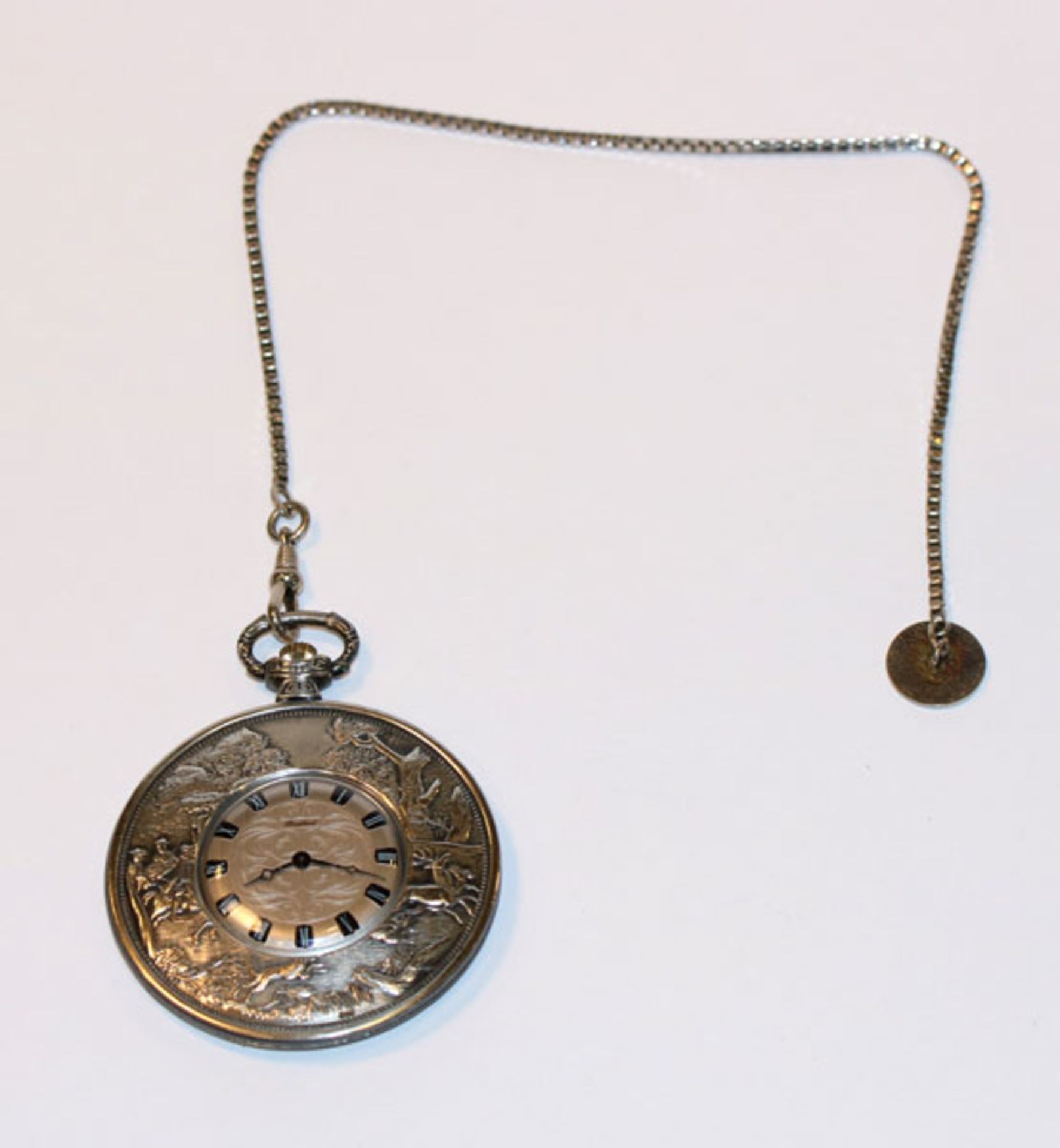 Bergland Silber Taschenuhr mit reliefiertem Jagddekor, D 5 cm, intakt, und Uhrenkette, L 25 cm