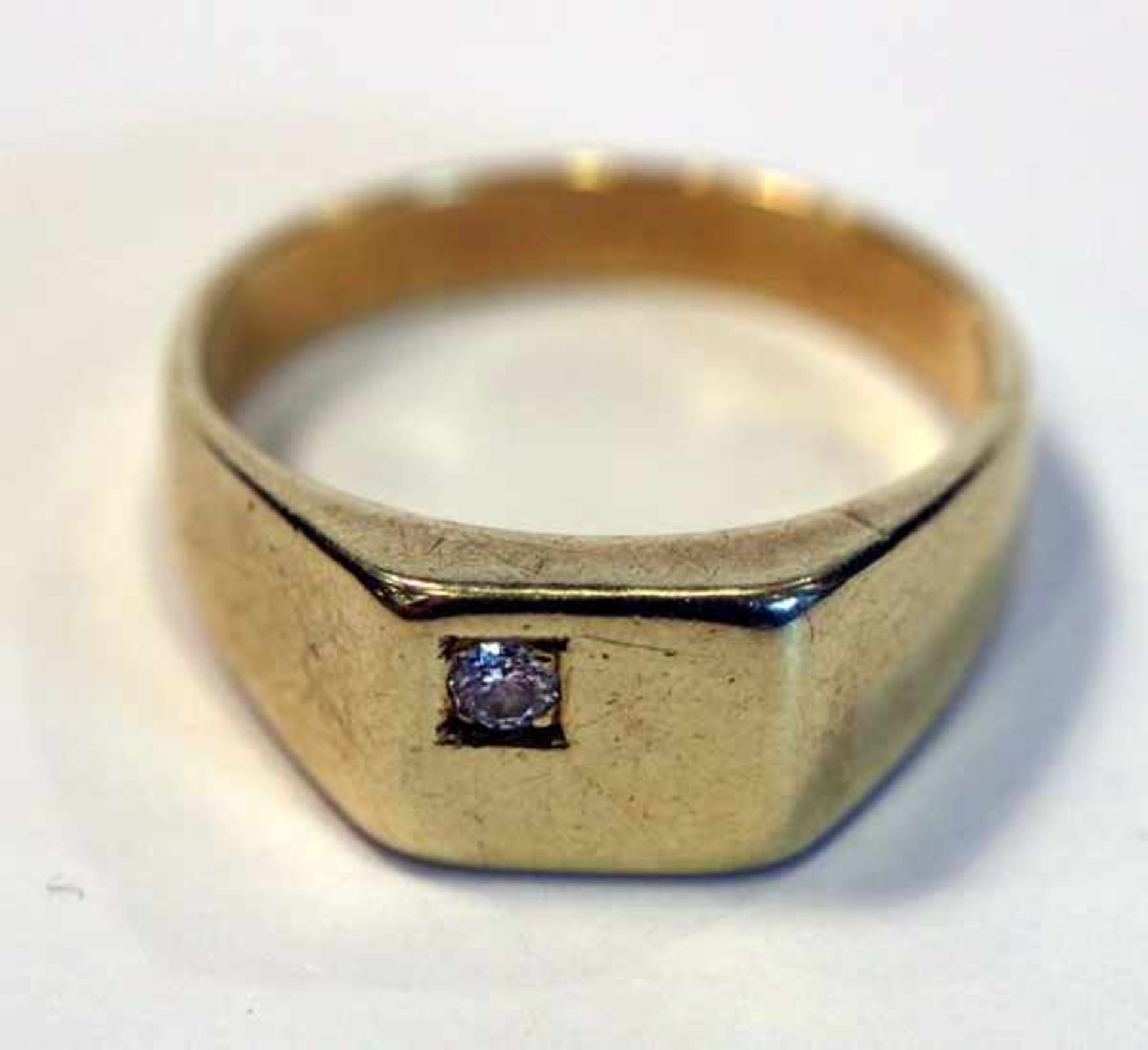 14 k Gelbgold Ring mit Diamant, Gr. 54, 5,2 gr.