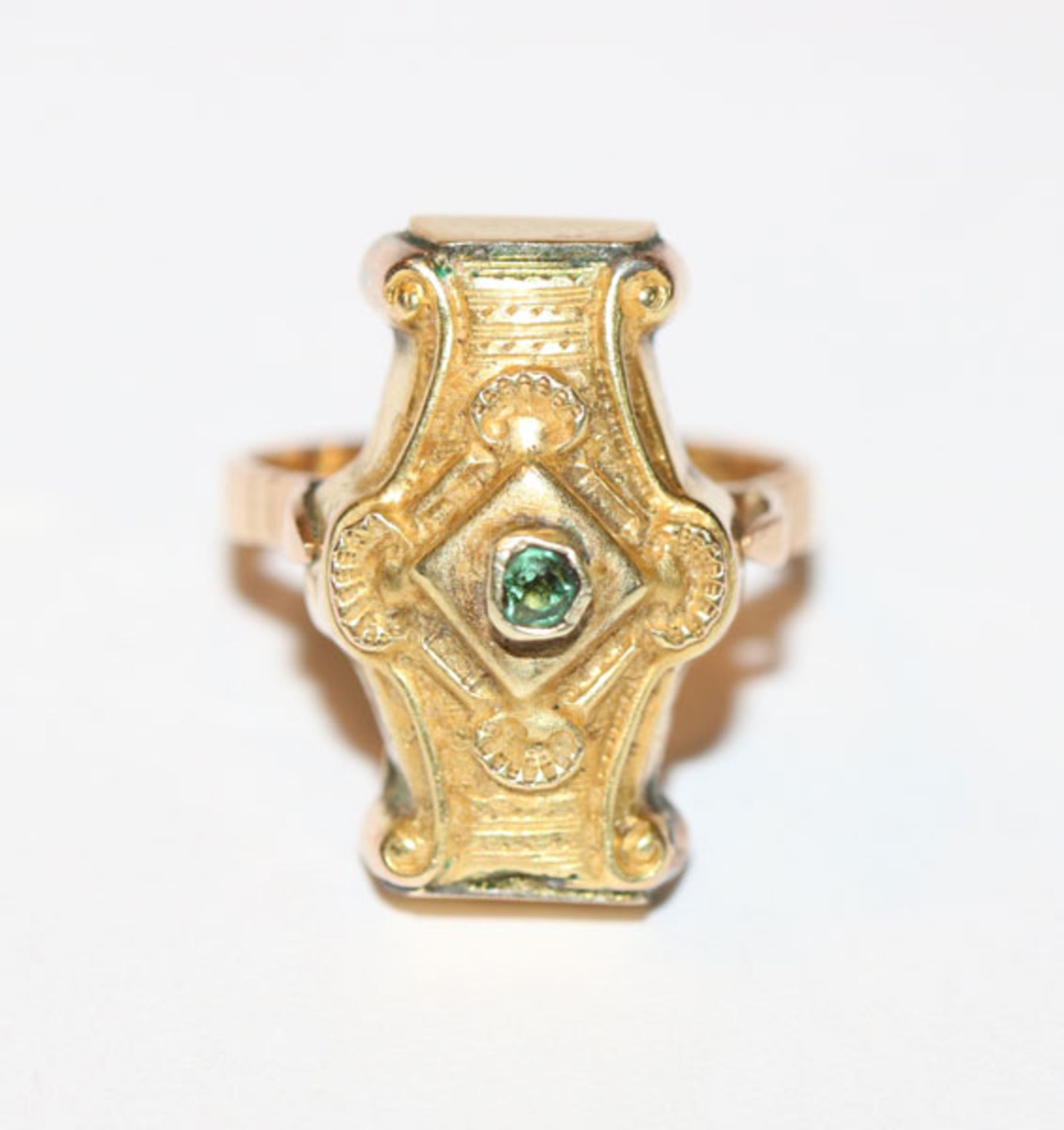 14 k Gelb- und Rotgold Ring in ausgefallener Form mit grünem Farbstein, Gr. 51