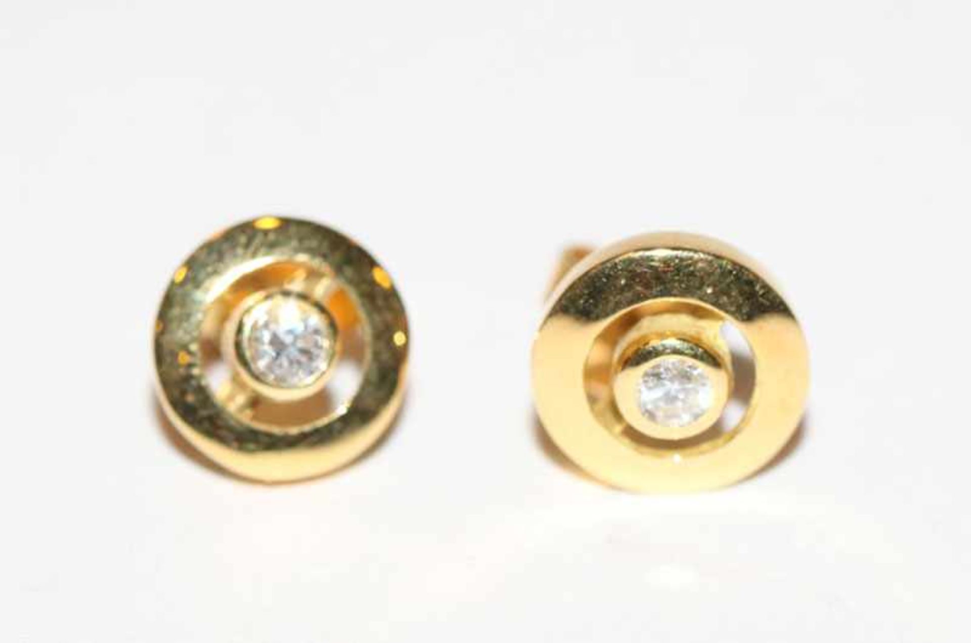 Paar 18 k Gelbgold Diamant Ohrstecker, zus. 0,20 ct., tw/si