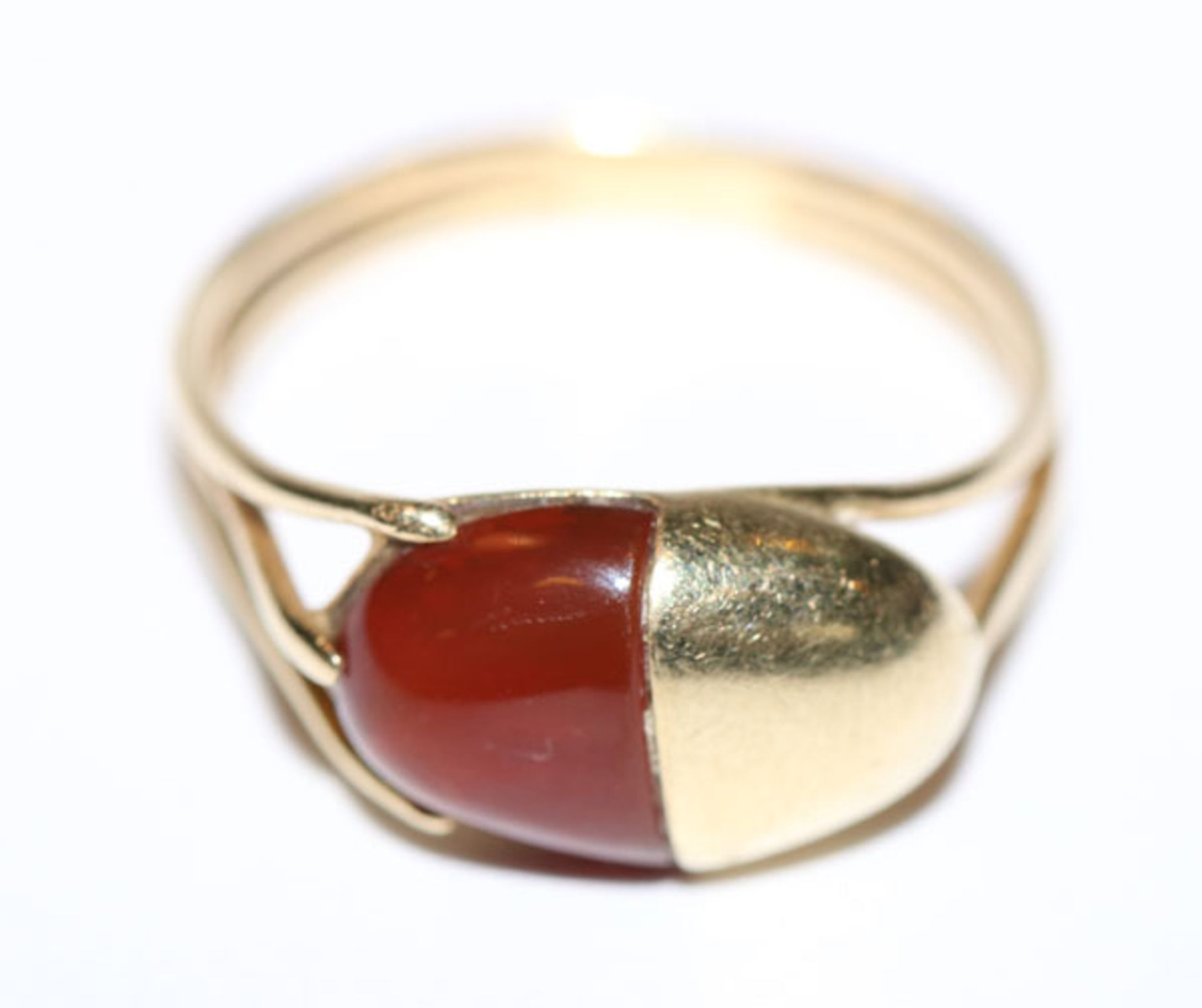 14 k Gelbgold Ring mit braunem Farbstein, Gr. 51