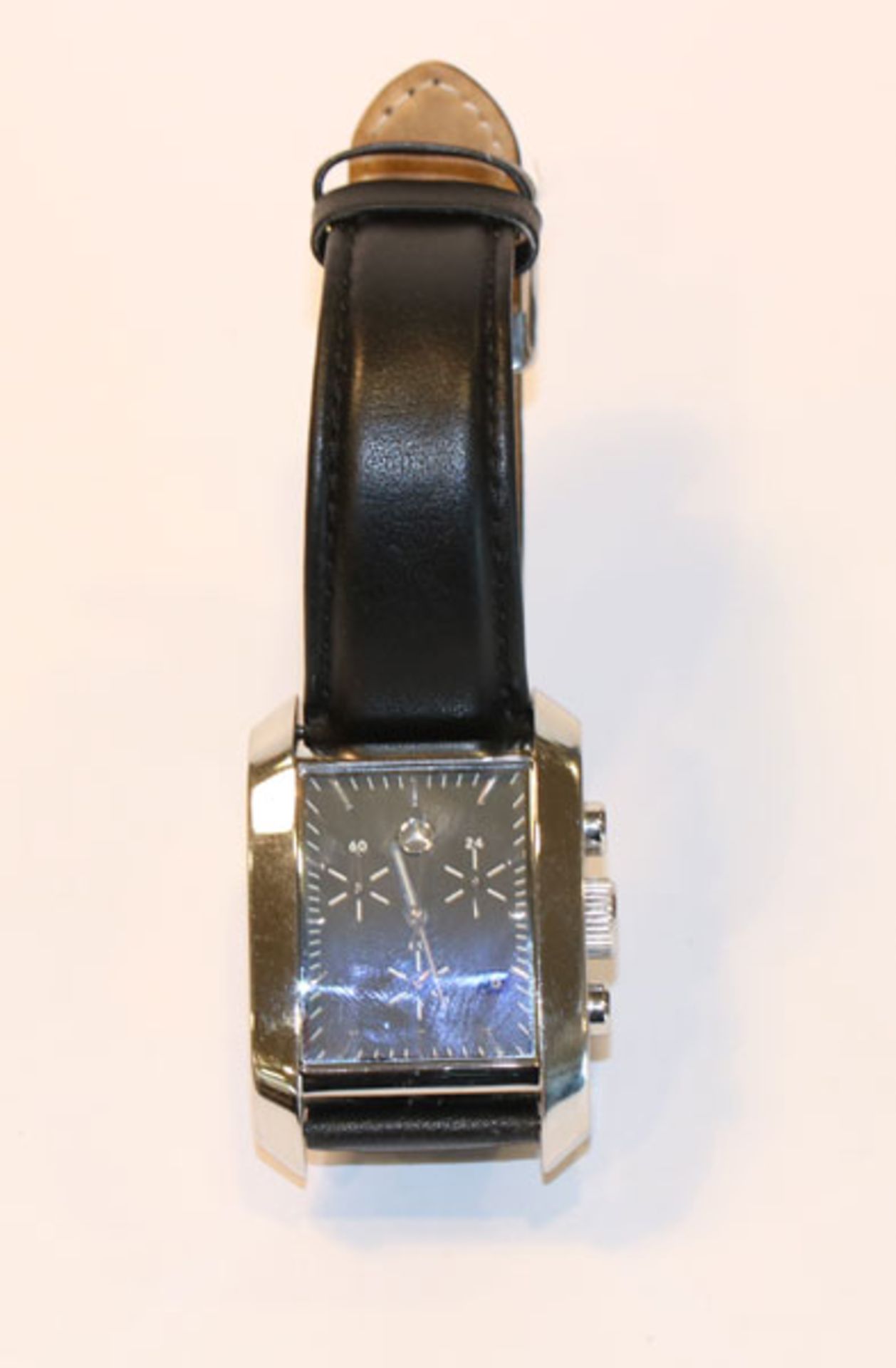 Mercedes Benz Herren-Armbanduhr, Chronograph, an schwarzem Armband, mit Bedienungsanleitung,