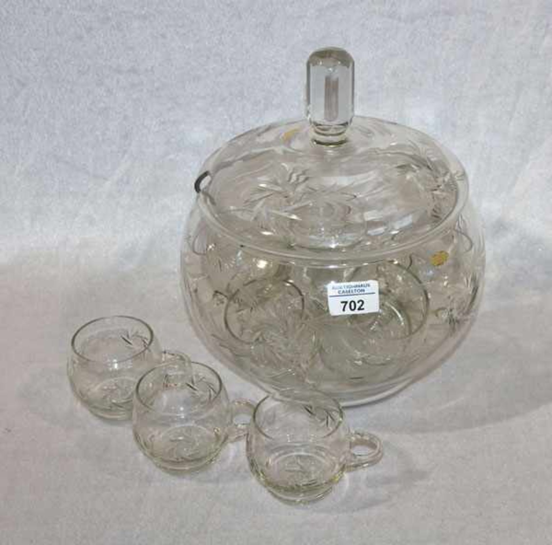 Kristallglas Bowle mit Deckel, Firma Selzer, H 31 cm, und 11 Henkelbecher, H 7 cm, mit