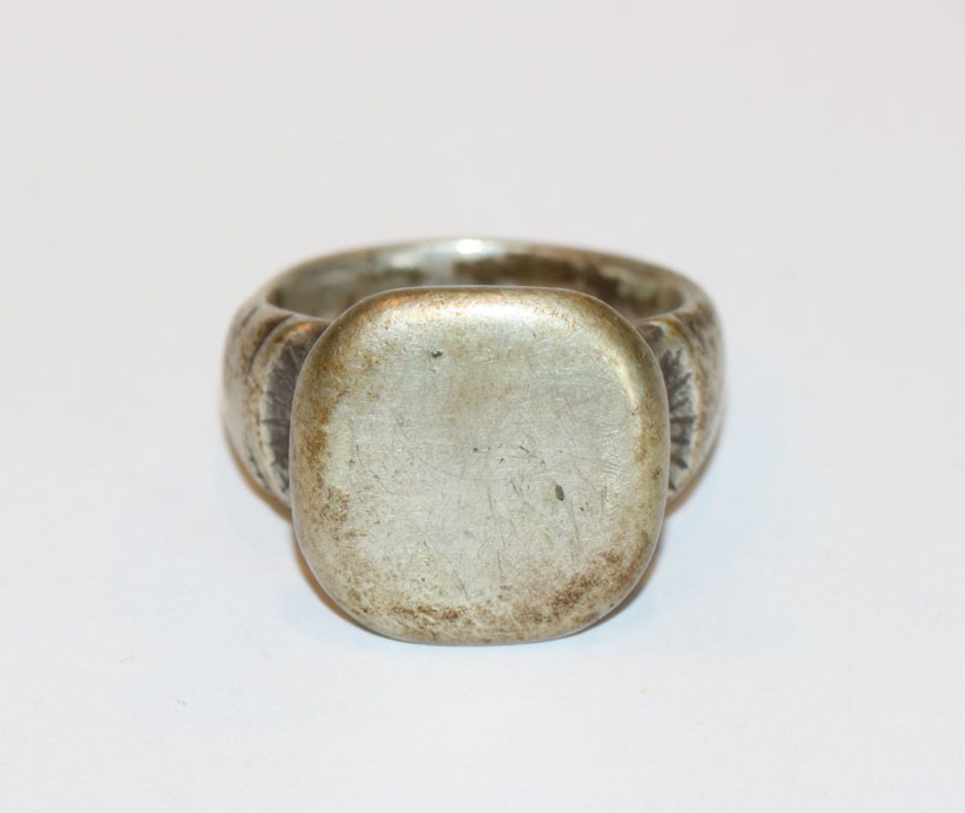 Massiver Silber Ring um 1800, Gr. 59, Tragespuren