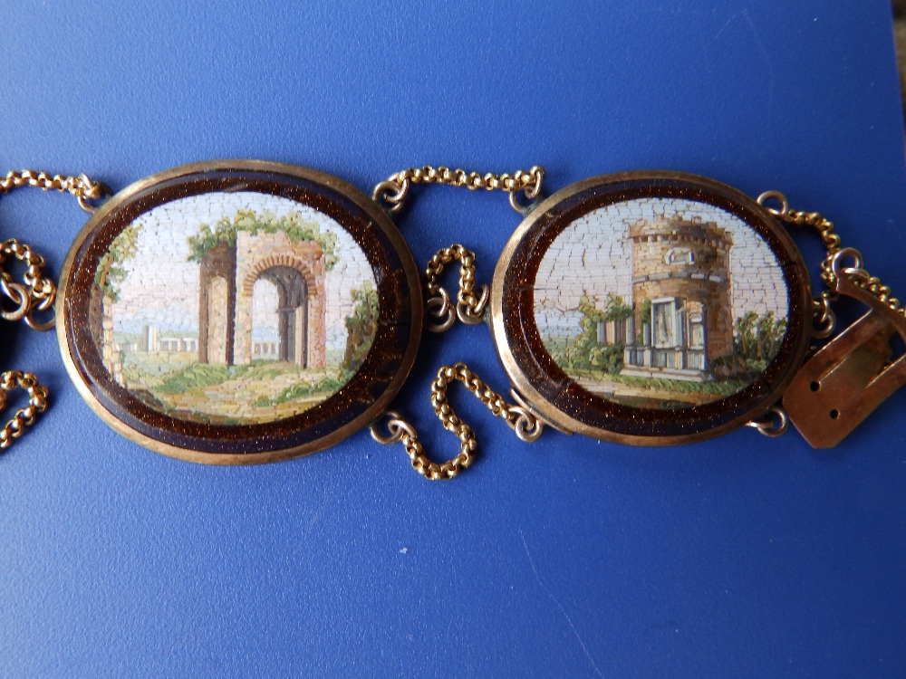 An early 19thC Italian micro-mosaic 'Grand Tour' gold necklace, comprising 12 graduated oval - Bild 2 aus 9