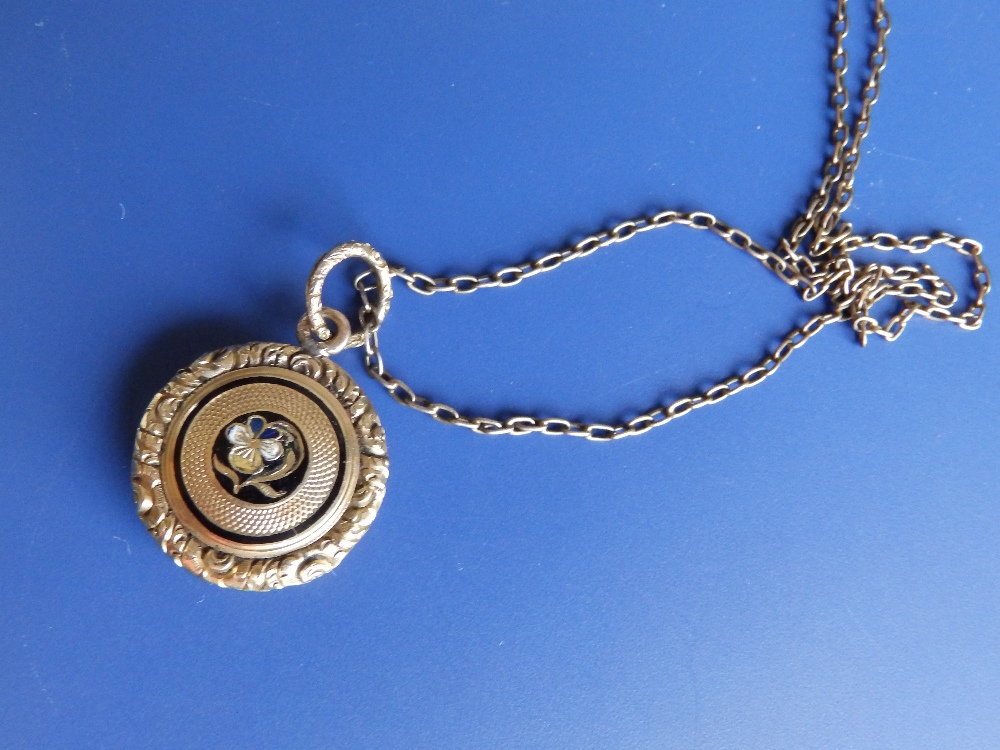 A Regency gold mourning locket – 'Rachael Jenkins Ob 18 Aug 1825' and one other. (2) - Bild 2 aus 2