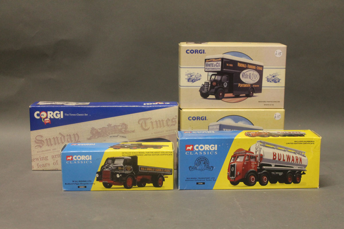 5 boxed Corgi die cast model vehicles including The Times Classic set, Bedford Pantechnicon,