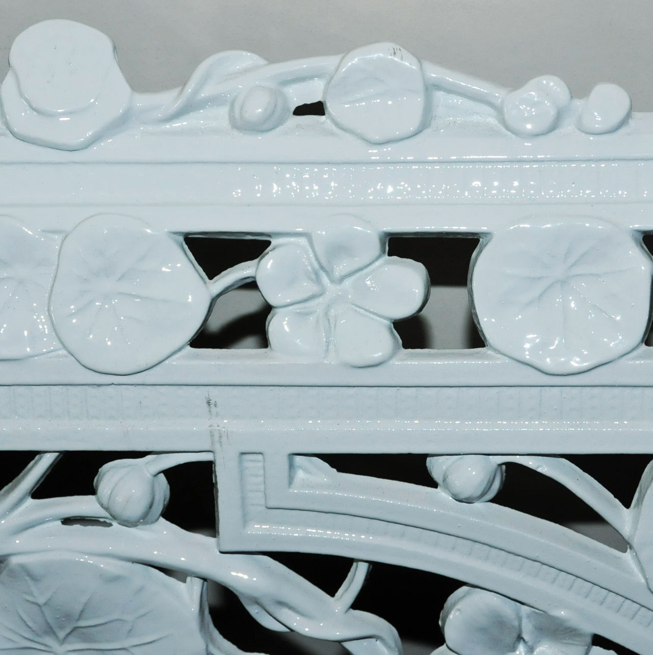 A Victorian Coalbrookdale Nasturtium pattern cast iron bench, marked "CBDALE Co, No. - Image 21 of 21
