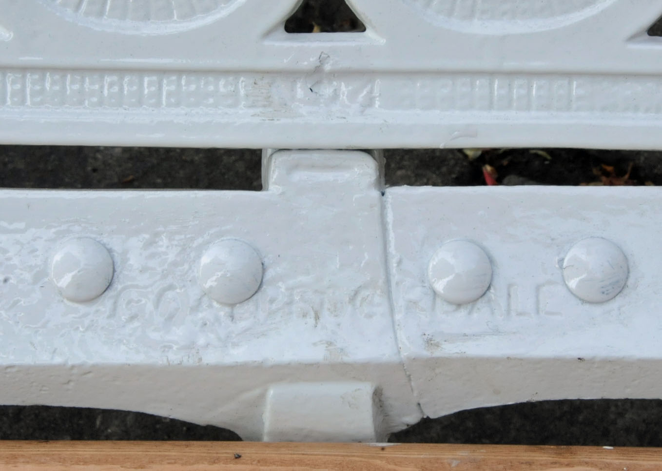 A Victorian Coalbrookdale Nasturtium pattern cast iron bench, marked "CBDALE Co, No. - Image 12 of 21